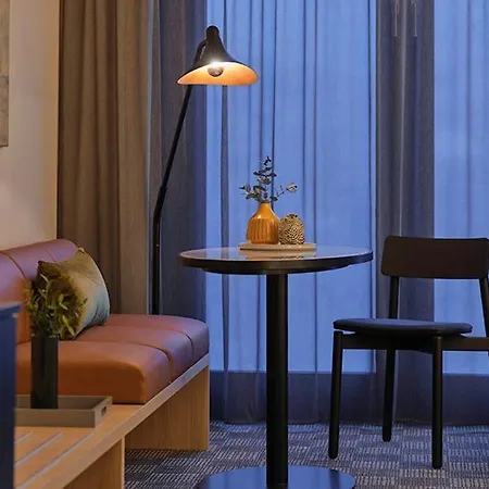 Adina 4* Stuttgart