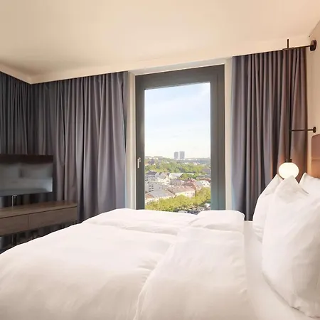 Aparthotel Adina