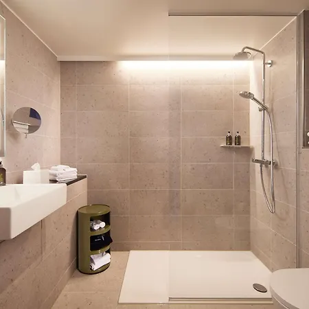 Adina 4* Stuttgart