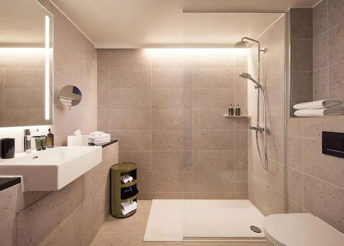 Adina Hotel apartamentowy 4*